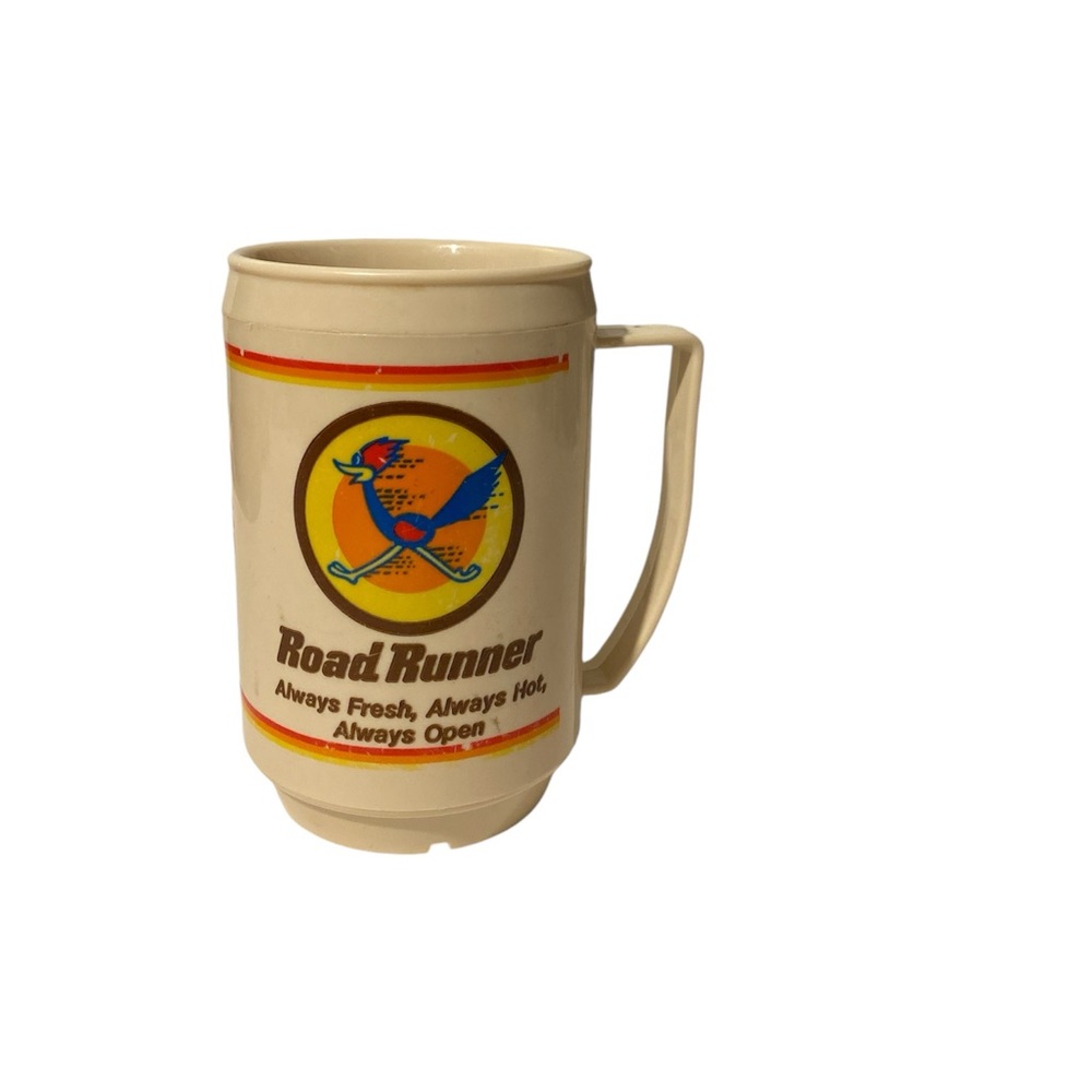 Vintage Road Runner gas station coffee cup